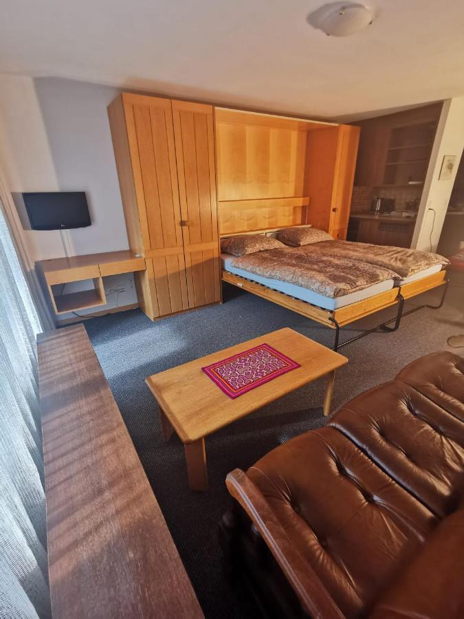 Alpablueamli Apartamento Pany Exterior foto